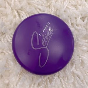 MAC Cosmetics Selena Blush